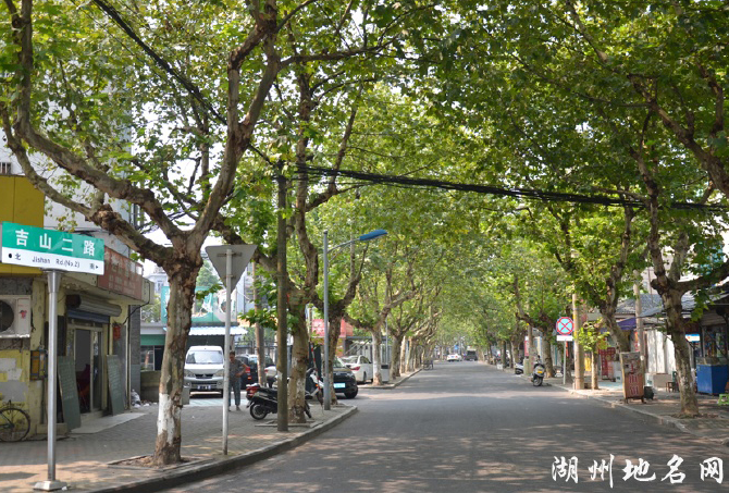 ��ɽ����������׵���