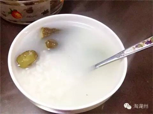 ��ȫ�Ϻ������ʳ�ף��쿴����ĳԷ��ǲ������ں����ˣ� 