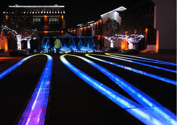 �ڹ�Ӱ�м�ס�����